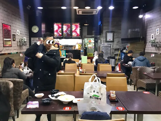 四哥風味館 - 羅神父店