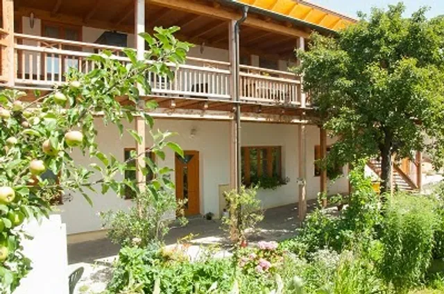 Biohof - Familie Neuberger