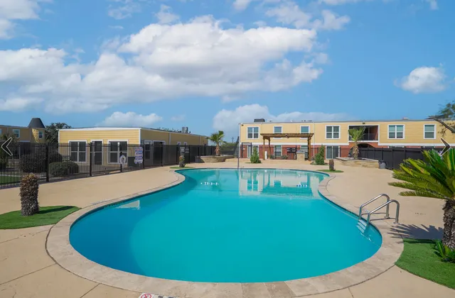 Rio Vista Apartments