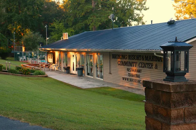 Birdsong Resort, Marina and Family Lakeside RV Campground