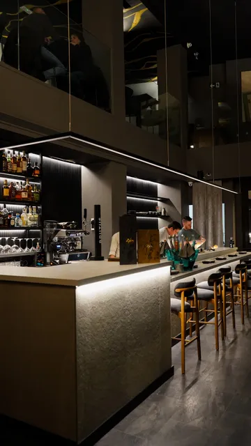 Zoku Madrid (Restaurante Peruano - Nikkei)