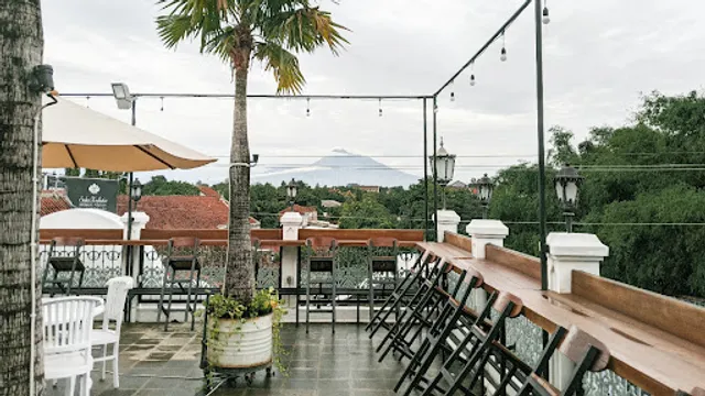 Omah Kalang Coffee and Space꧋ꦎꦩꦃꦏꦭꦁꦕꦺꦴꦥ꦳꧀ꦥ꦳ꦺꦪꦺꦄꦤ꧀ꦝ꧀ꦱ꧀ꦥꦕꦺ