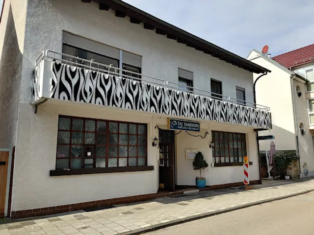 Taj Tandoori indische pakistanische Küche