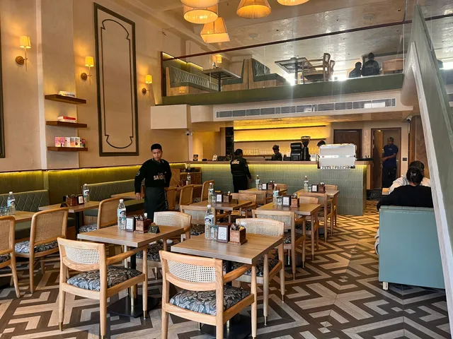 Cafe Sandoz - L Block, CP