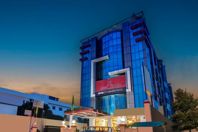 Townhouse Medicity Formerly Hotel Grand Majesty