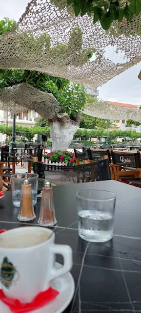 Alea Boutique Cafe Bar