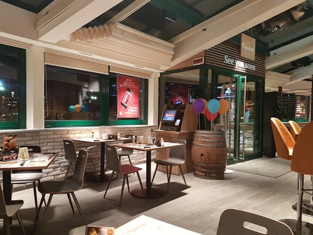 ROADHOUSE RESTAURANT COMO LIPOMO