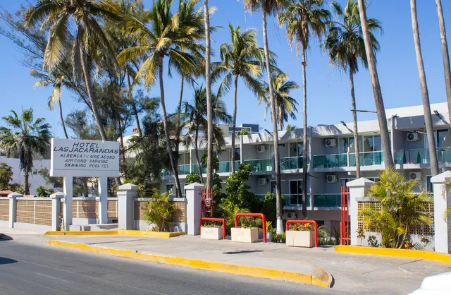 Hotel las Jacarandas