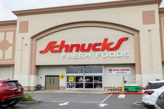 Schnucks Water Tower