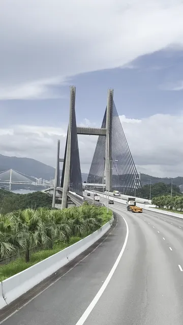 Mongkok MTR station Exit E1 Far East Hostel