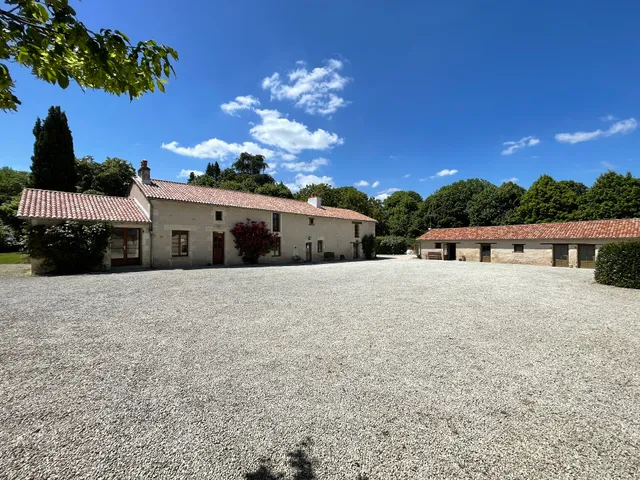 Domaine de Busseroux