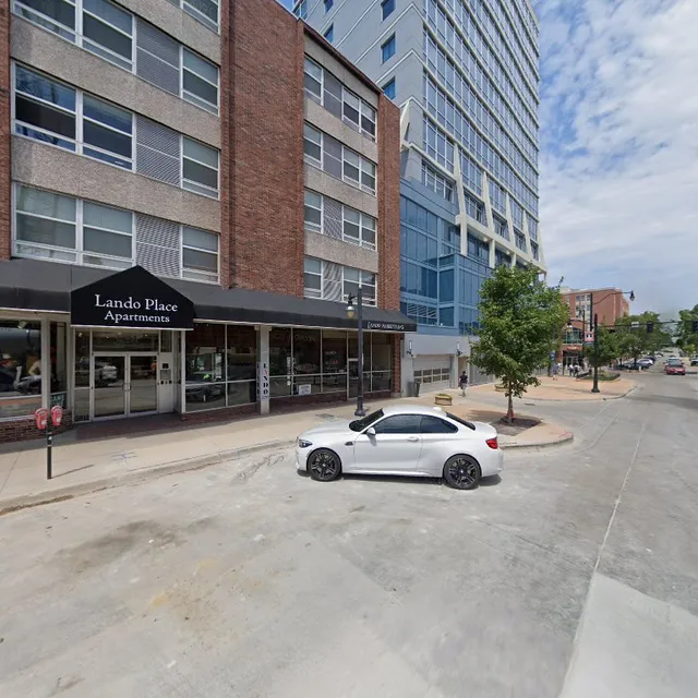 Lando Salon Caeersite