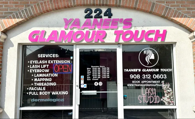 YaaNees Glamour Touch