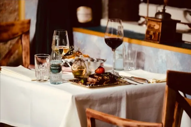 BonVivant Restaurant