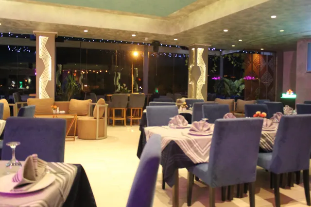 Malibu Space Restaurant