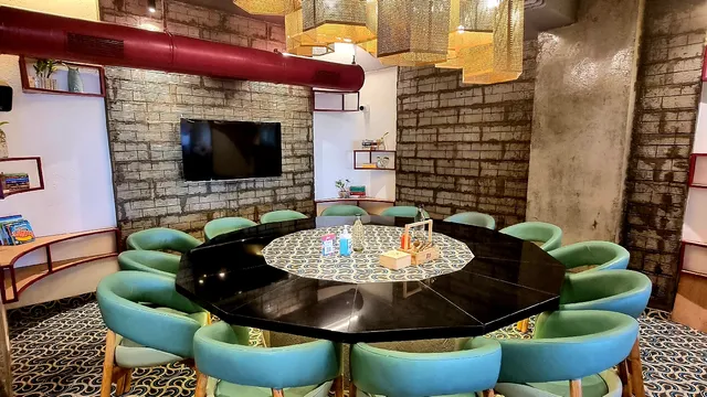 Nini's Kitchen, Science City