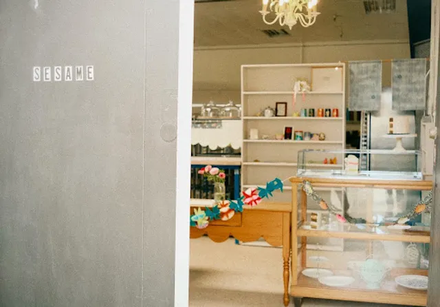 Sesame a tiny bakery