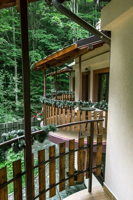 Elatos Luxury Villas