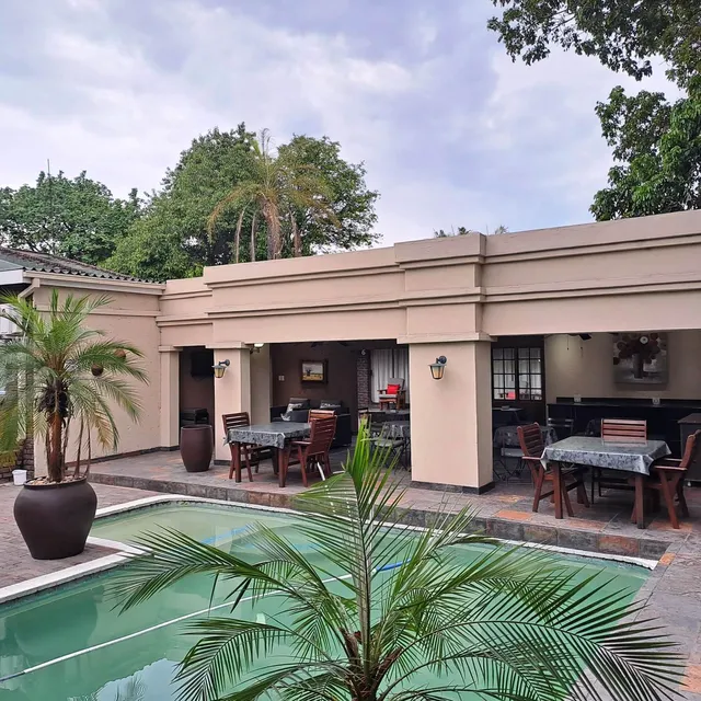 Royal Game Guesthouse