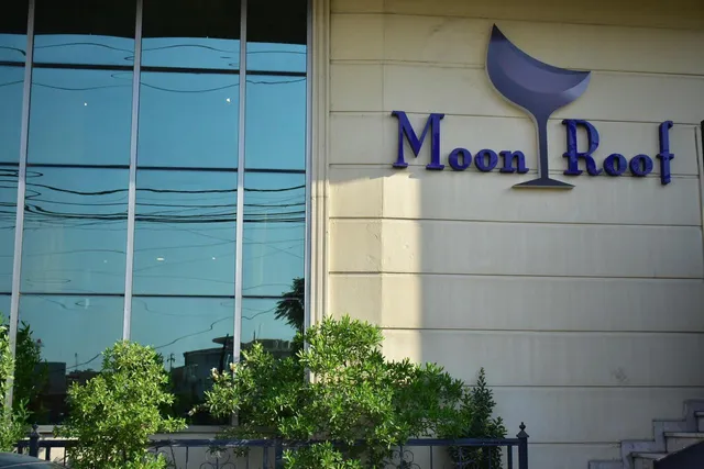 Moon Roof - Rooftop Bar & Restaurant