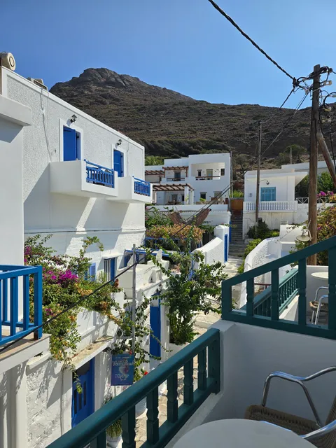 Alexandros Studios & Rooms for rent