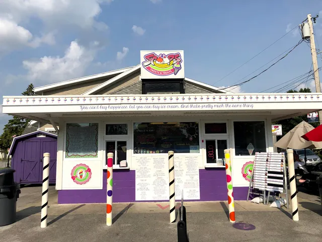 Scoops - Sweets & Treats