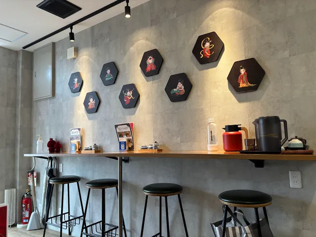 晋婆婆山西刀削麺