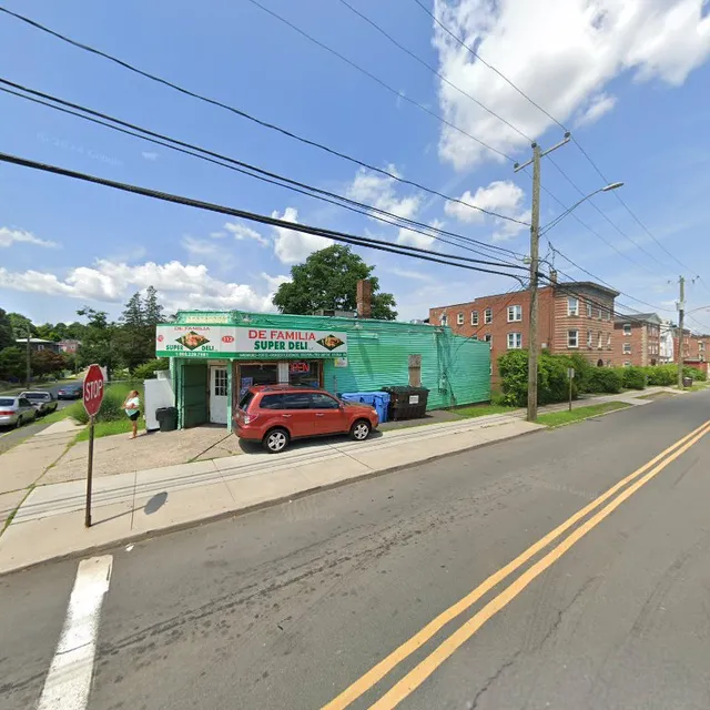 De Familia Super Deli
