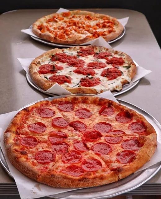 Luigi's Pizzeria of Mineola