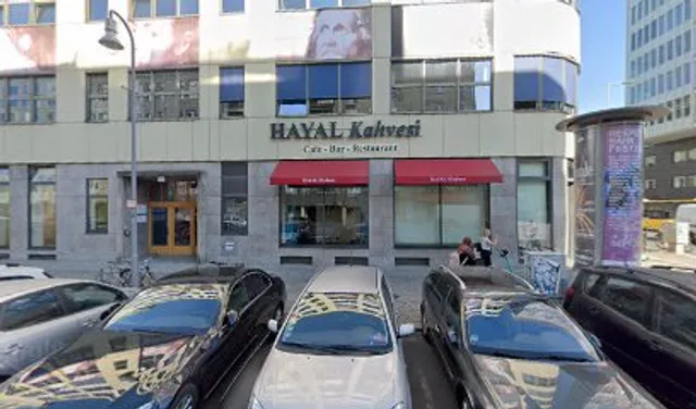 Charlottenstraße 13