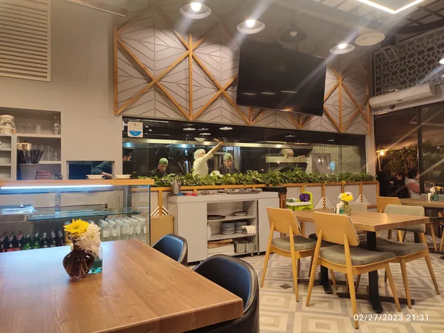 Yasmina Lebanese Cuisine