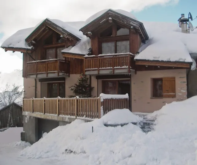 Chalet la Tarine