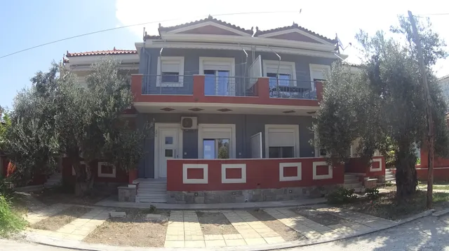 Irini Studio apartments and Maisonettes