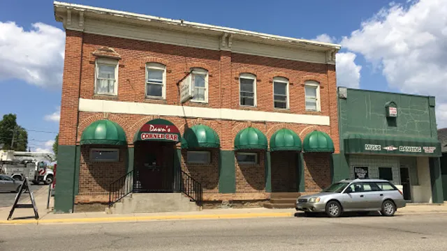 Dawn's Corner Bar & Grill