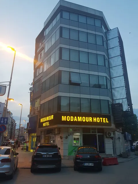 Moda mour Hotel