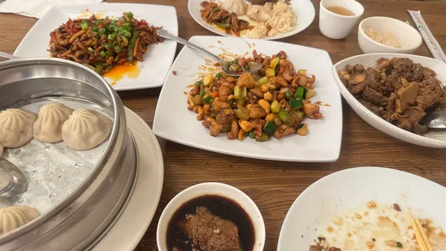 Hometown Taste 乡味源 (Previously Hunan Restaurant)