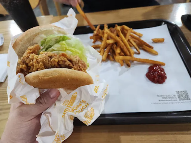 맘스터치 대구동호점