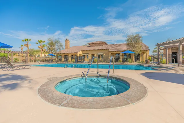 Vineyards at Palm Desert Apartment Homes