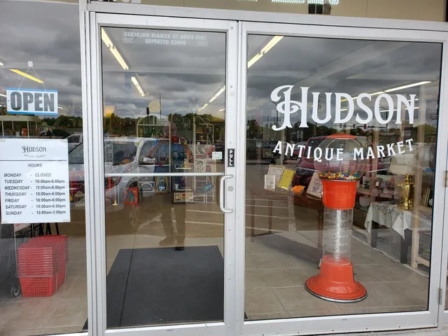 Hudson Antique Market