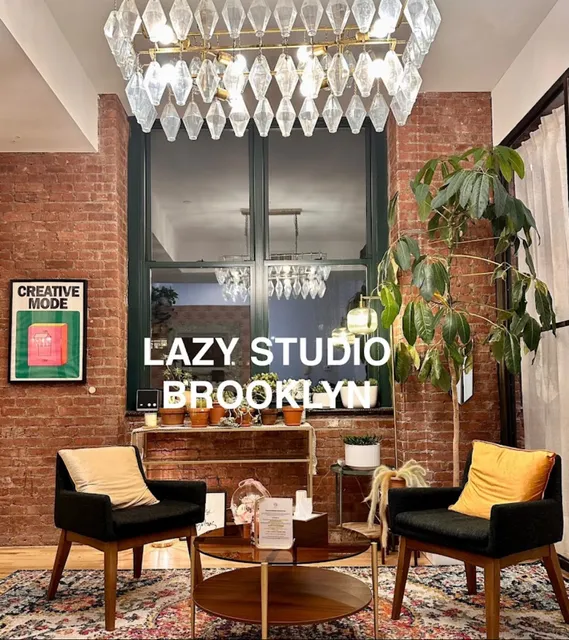 Lazy Lash ( Lazy Studio Brooklyn)