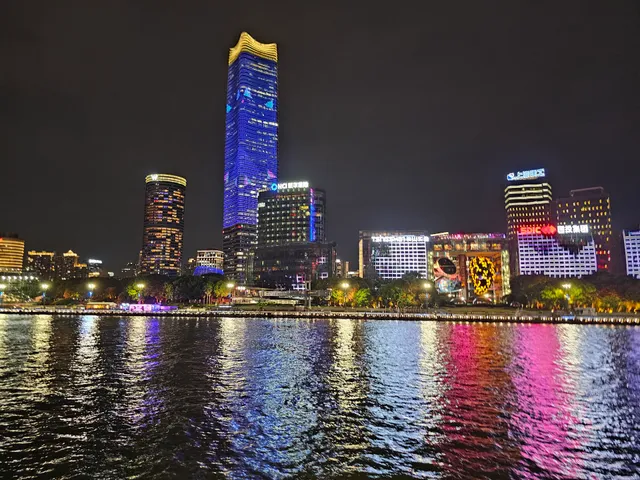 Shanghai Baiyulan Plaza