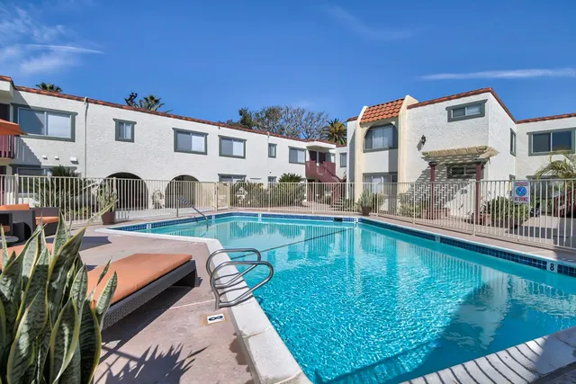 Carlsbad Coast Apartments