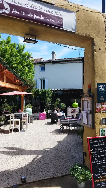 Restaurant " Le Cul de Poule"