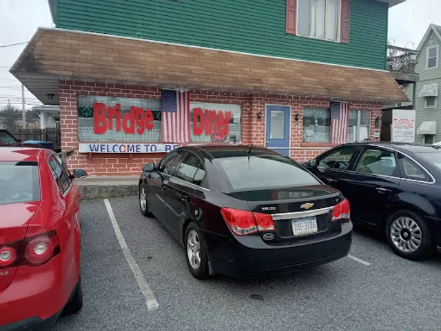 Bridge Diner