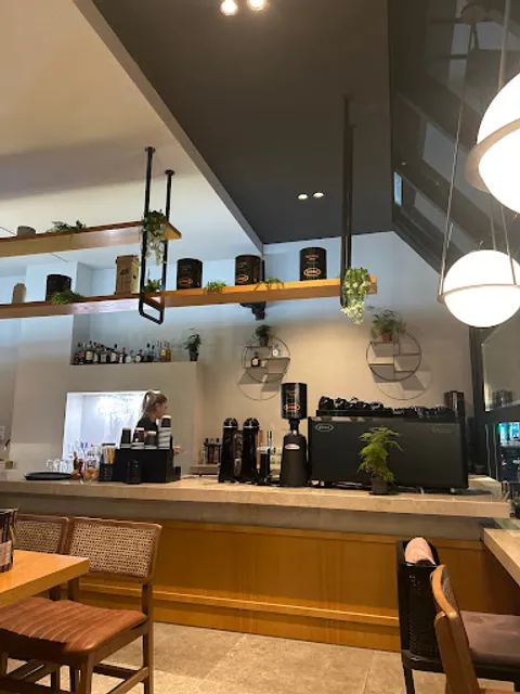 Peekaboo Coffee & Brunch