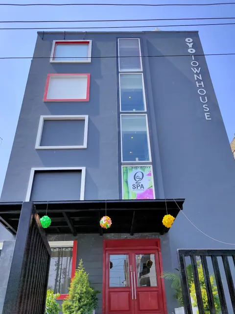 Banana Boutique Patrakarpuram, Lucknow