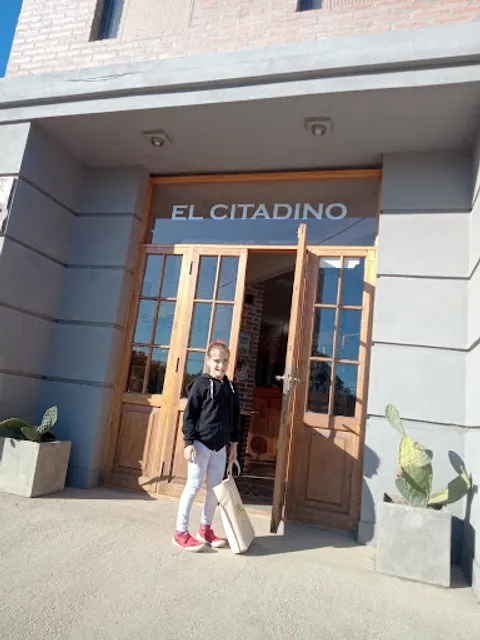 El Citadino Cafe Bar