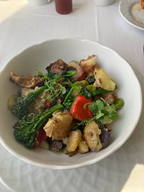 The Restaurant at Weekapaug Inn