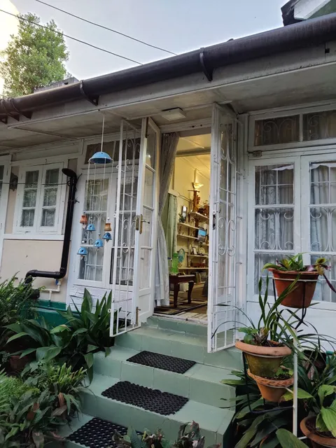 ROCK CLIFF HOMESTAY