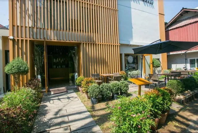 Lanna Tha Phae Hotel